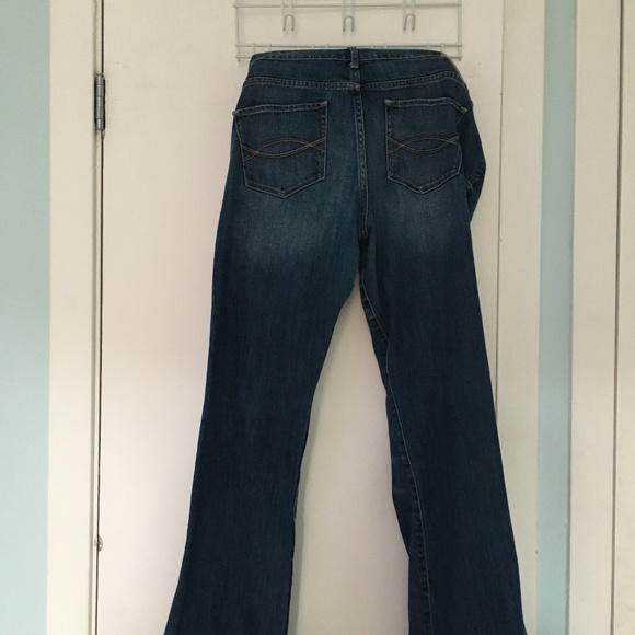 Low waisted flared jeans - Picture 2 of 4
